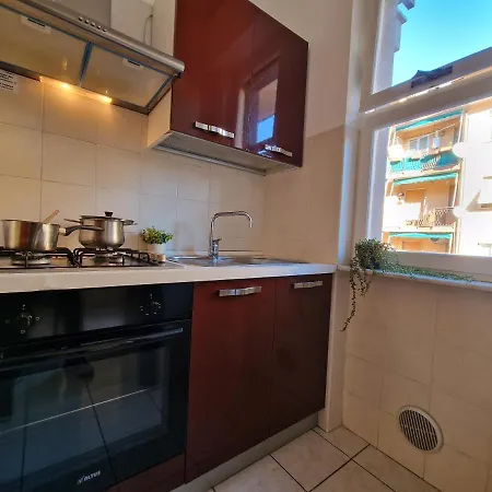 Apartament Nettuno 250 Metri Dal Mare - Free Parking *